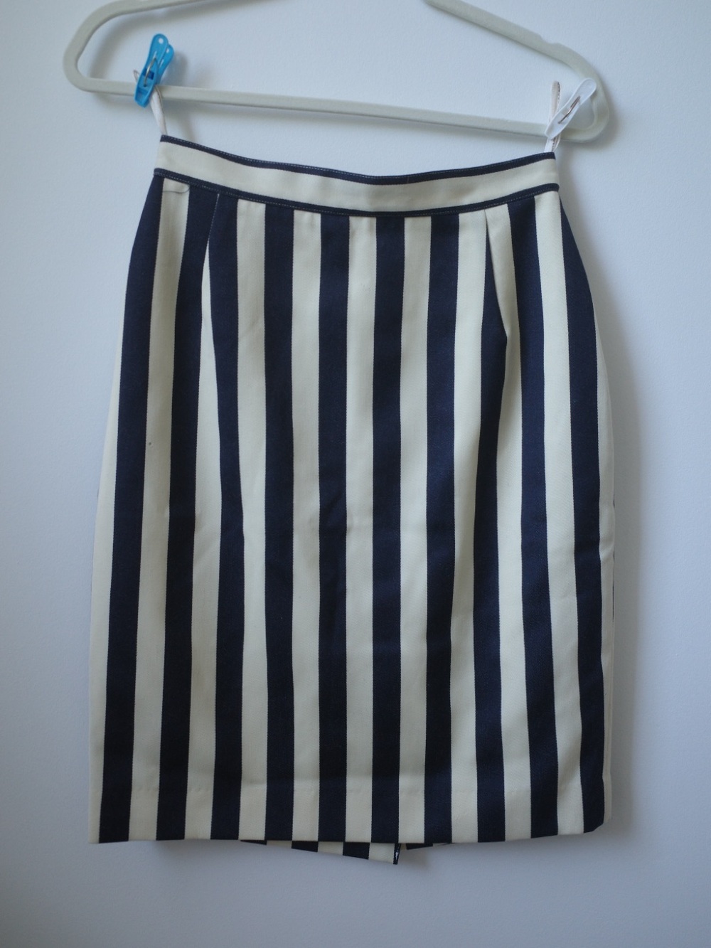 Vintage Navy and Cream Striped Pencil Skirt Woman size 8
